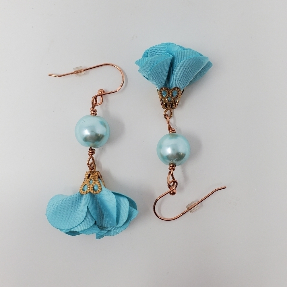 HANDMADE Blue Flower Tassel Earrings